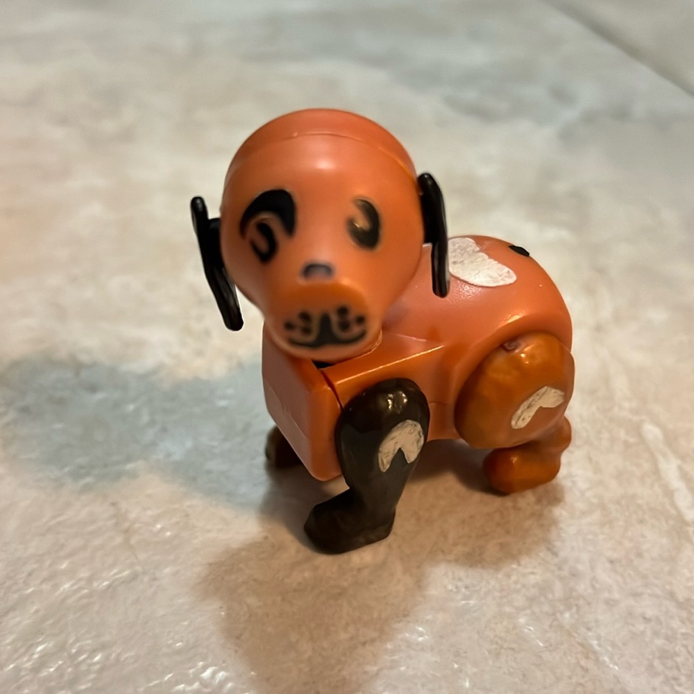 Rare Vintage Fisher Price Little People Farm Dog multi-colored dog OOPS
